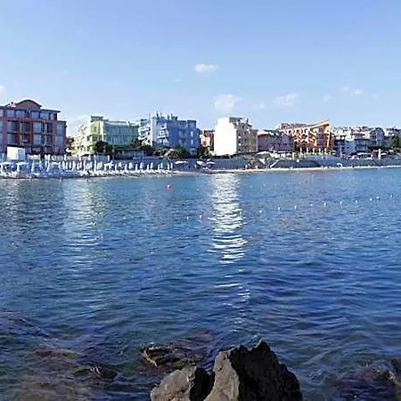 карел Szálloda Neszebar